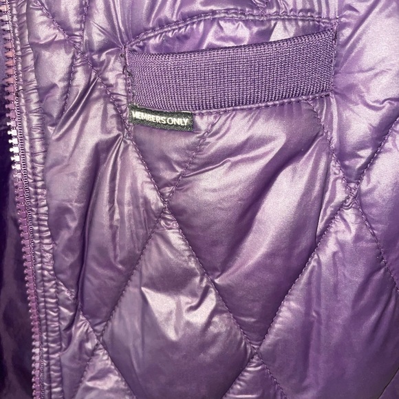 Members Only Puffer Jacket - Picture 8 of 9